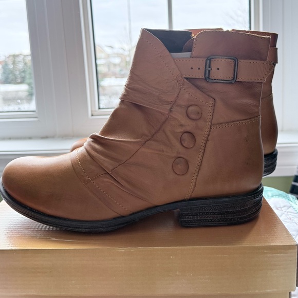 Miz Mooz Amber Ankle Boots with Buckle and Button Details - Picture 6 of 14